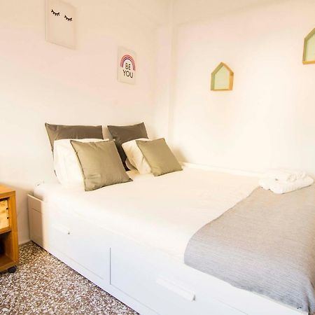 P&P Apartaments Arapiles Malaga Luaran gambar