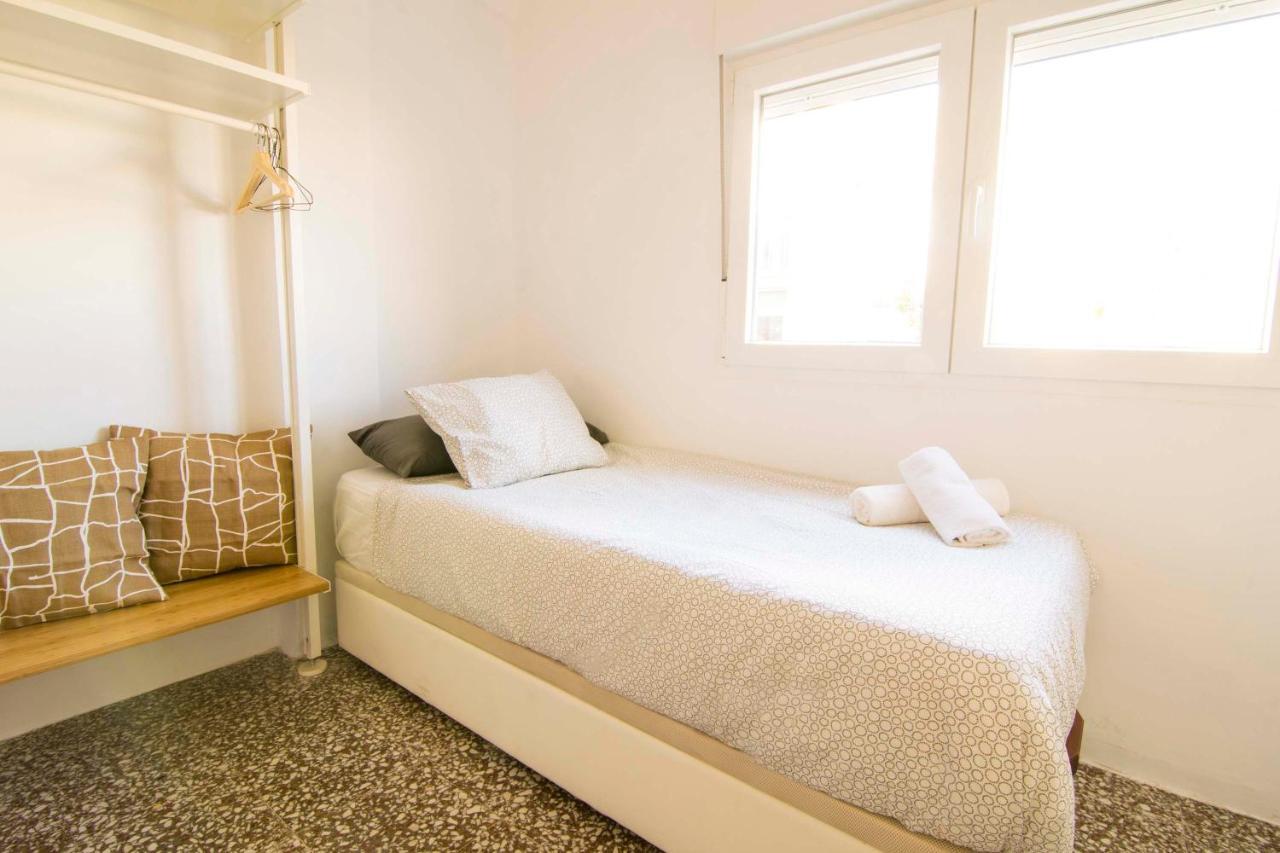 P&P Apartaments Arapiles Malaga Luaran gambar