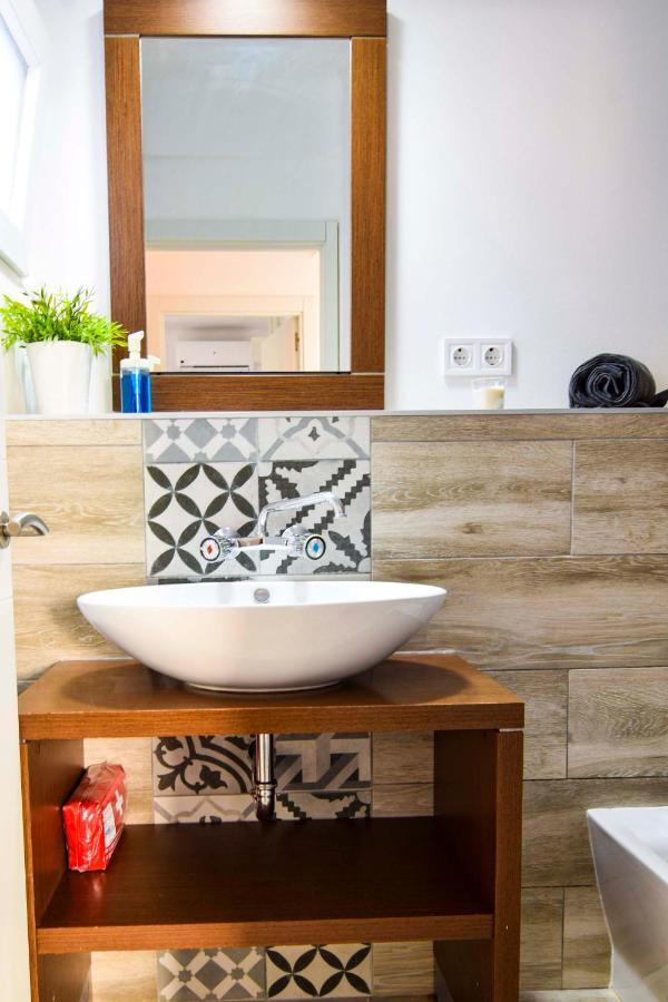 P&P Apartaments Arapiles Malaga Luaran gambar